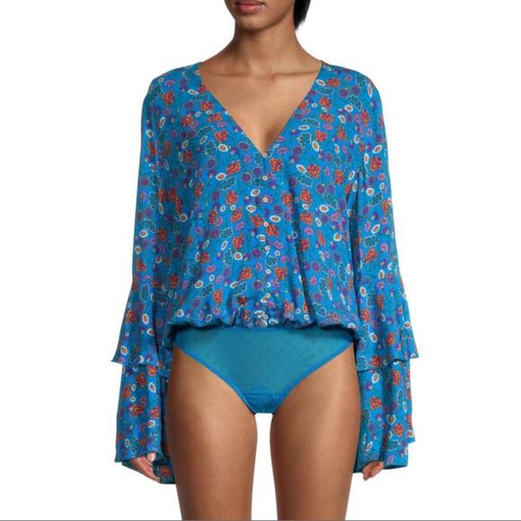 Intimately Free People Bodysuit M Azure | She’s Dainty Floral Bell Sleeve V-Neck - Picture 8 of 8